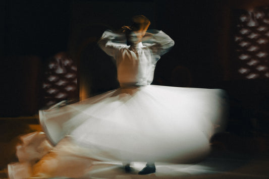 Light Weavers: Hiba Judeh's Meditation on Motion and the Divine